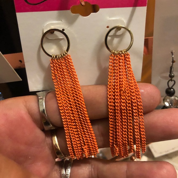 Candie's Jewelry - 🧡Candies🍭Summer Hot Orange 🍊 Dangling Earrings!